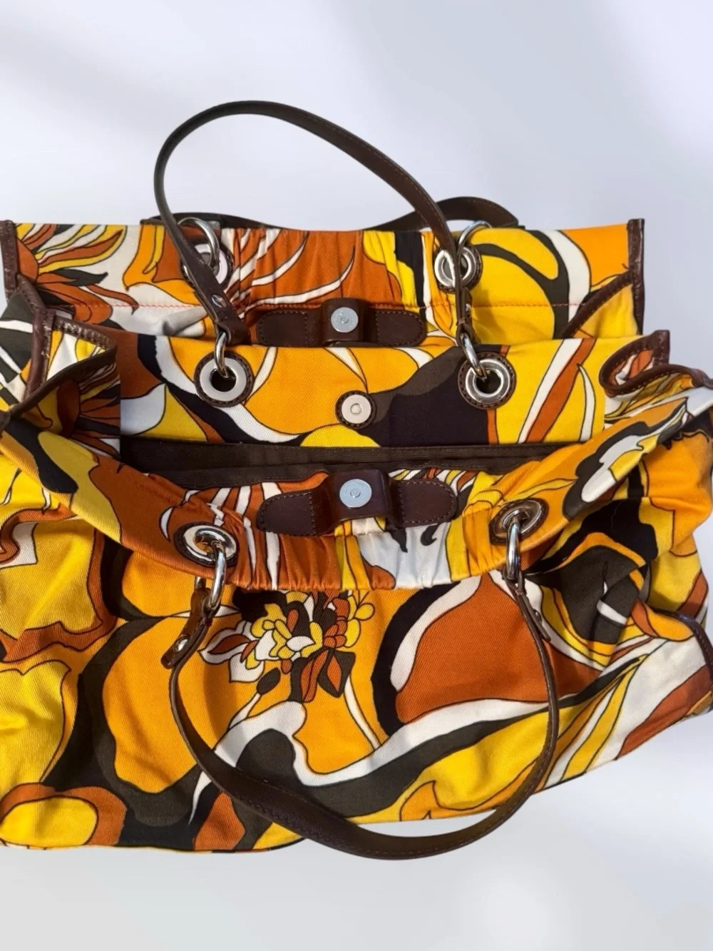 D&G 💯Floral Canvas Tote in Yellow, Orange, Black,Brown ,Cream 🤩
